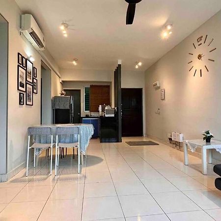 Moderm Spacious 6Pax S Pice Penang Bayan Lepas Exterior photo