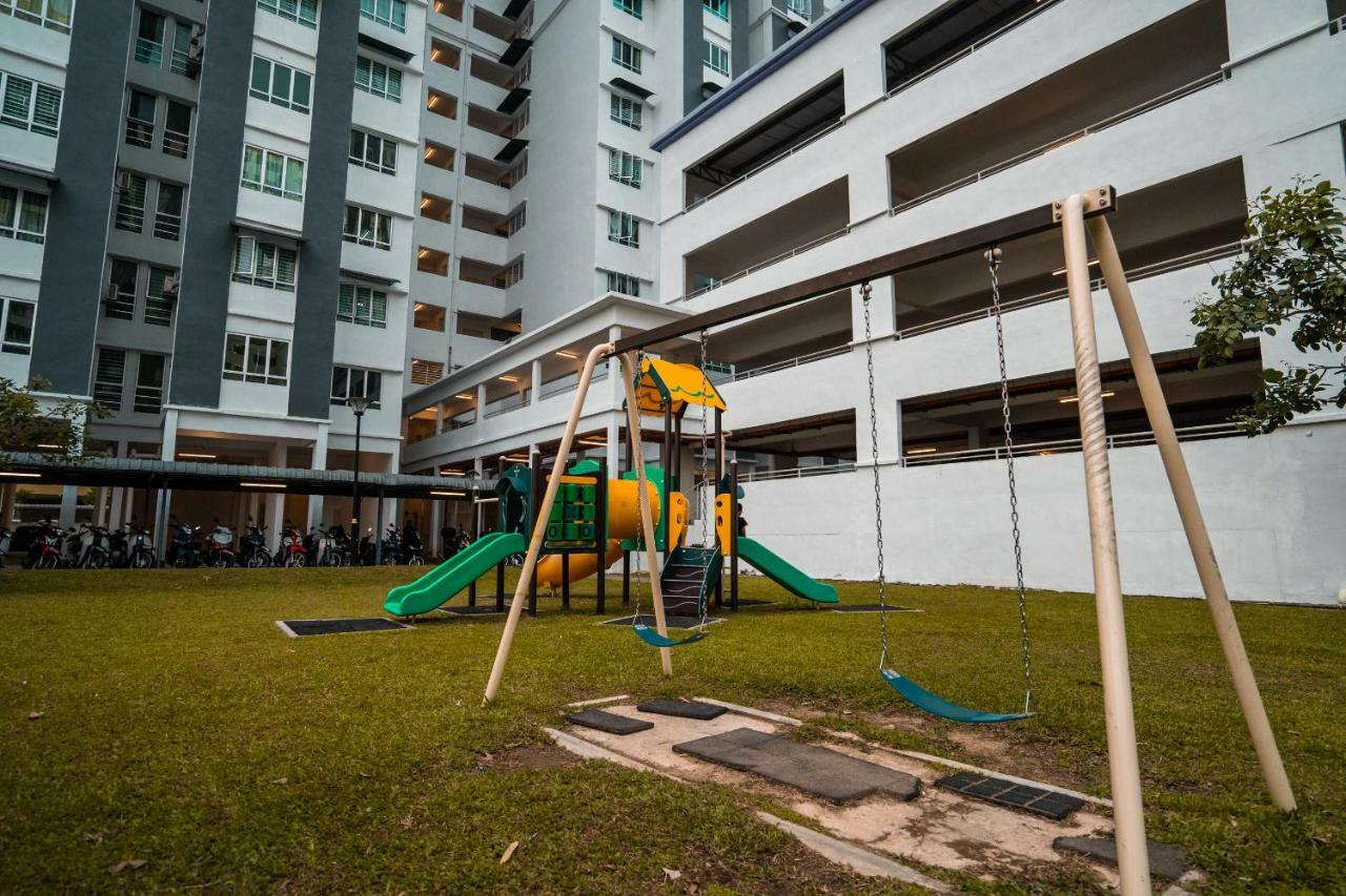 Moderm Spacious 6Pax S Pice Penang Bayan Lepas Exterior photo